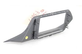 10-13 MERCEDES-BENZ E350 SEDAN Dashboard Display Screen Bezel Trim F3677 image 4