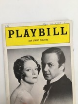 1975 Playbill 46th Street Theatre Maggie Smith, John Standing in Private Lives - £11.32 GBP