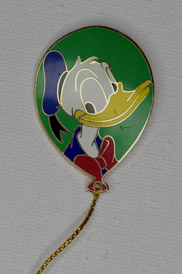 Primary image for Disney 2001 Green Balloon With Donalds Head On It Cast Exclusive Pin#4529