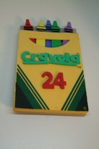 Birney &amp; Smith Crayola 24 crayon box Magnet Red Yellow Blue Green Purple - £15.68 GBP