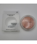 MAC Extra Dimension Skinfinish HOT DAMN DISELLE D&#39;AVIGNON - $544.47 MXN
