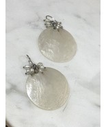 Large Shell, Pearl &amp; Sterling Silver .925 cluster dangle Earrings  - $842.47 MXN