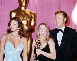 Raquel Welch Cloris Leachman Gene Hackman Oscar Statue Academy Awards 16... - £55.29 GBP