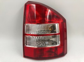 2007-2010 Jeep Compass Passenger Side Tail Light OEM E01B18037 - £43.11 GBP