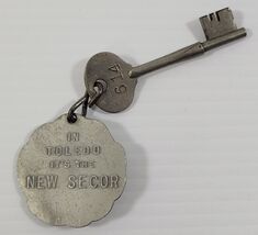 *B52) Vintage Secor Hotel Toledo Ohio Skeleton Room # 614 Key Metal Fob - $74.24