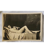 Johann Schult NACKTE FRAU LIEGEND / NUDE WOMAN Laying On Sofa Postcard 1... - $19.99