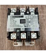 Square D 8910DPA34V02 30A 120V 3-Pole 3-Phase Definite Purpose Contactor - $533.37 MXN