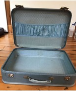 Vtg Mid Century Vacationer Baby Powder Blue Hardshell Suitcase Luggage 2... - £47.06 GBP