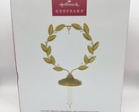 Hallmark Golden Wreath Ornament and Stocking Hanger New - £19.63 GBP