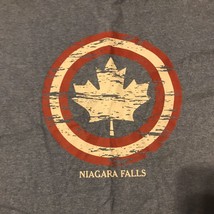 Niagara Falls t-shirt size medium gray Canada vacation shirt - $9.80