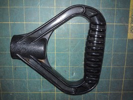 7JJ74 Black Plastic D-HANDLE, 5-3/4&quot; X 5-3/4&quot; X 1-1/8&quot; Bore, Very Good Condition - £3.98 GBP