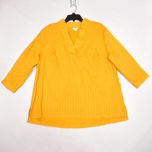 Crown &amp; Ivy Curvy Swiss Dot Top Split Neck 3/4 Sleeve Ruffle Yellow Size 1X - £16.95 GBP