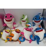 Pinkfong BABY SHARK Lot of 7 Plush – Backpack/Purse Clip Lot of 5 - $19.27