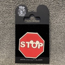 STOP Traffic Road Street Sign Mickey Mouse Disneyland Disney Pin KG - $20.31 CAD