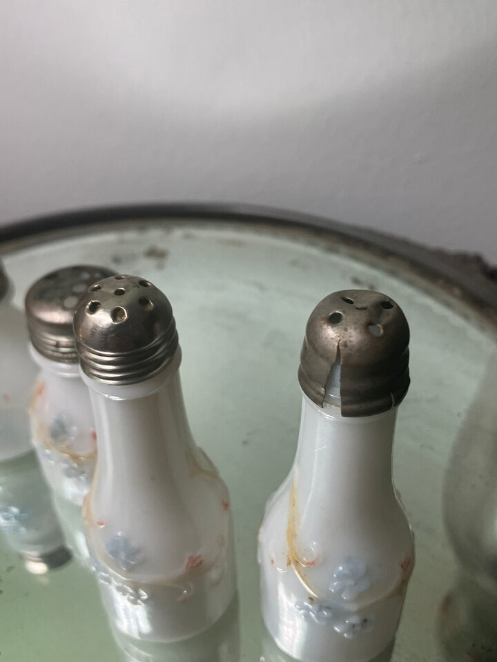 2 Pairs of Antique EAPG Forget Me Knot Peewee Tall/Short Salt & Pepper Shakers Item image 5