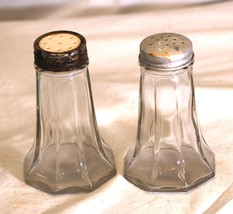 Ribbed Clear Glass Salt Pepper Shaker Set Mixed Matched Lids - $14.84