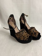 Vince Camuto Leopard Print Black Wedge Heels Sz 8 with Box - £29.57 GBP