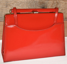 Vtg Red Vinyl Handbag Top Snap Closure Double Carrying Straps Gold Tone Hardware - £22.81 GBP