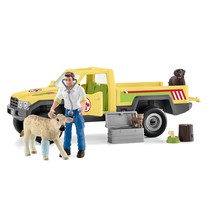 Schleich Farm World, Farm Animal Gifts for Kids, Vet Visit to The Farm with Farm - £56.62 GBP
