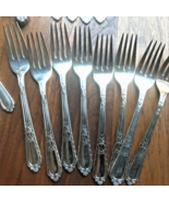LOT 19 pc Holmes &amp; Edwards MASTERPIECE Pattern 1932 Silver-plated forks ... - $339.23 MXN