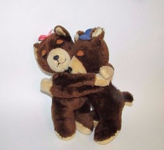 Dakin Vintage Plush Brown Tan Hugging Bears 1977 10&quot; Korea blue hat pink bow - £8.17 GBP