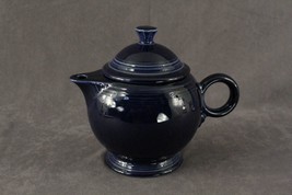 Modern China Homer Laughlin Fiesta Cobalt Blue 5 Cup Teacup &amp; Lid Round Handle - £24.95 GBP