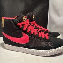 Size 6 Yth Nike Blazer &#39;09 ND Mid Very Berry W/Gold Accents - £15.02 GBP