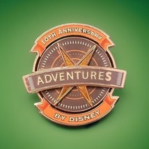 ADVENTURES BY DISNEY 10TH ANNIVERSARY SPINNER Vacation Trading PIN Glitt... - $278.46 MXN