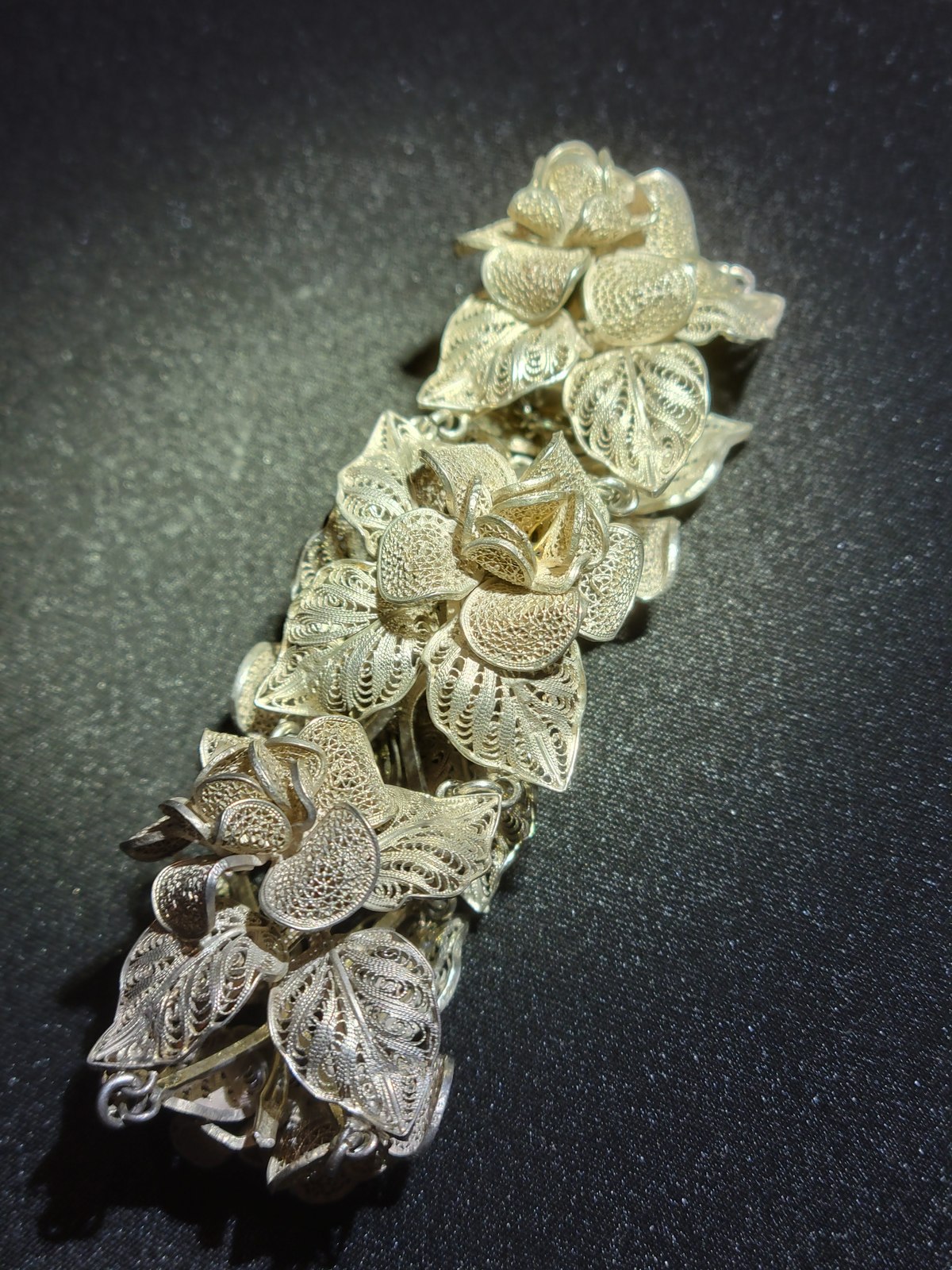 .800 Silver Filigree bracelet.c.1950-75 - $55.00