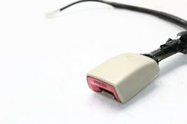 2005-2006 INFINITI G35 SEDAN FRONT DRIVER LEFT SEAT BELT BUCKLE BEIGE P5077 image 2