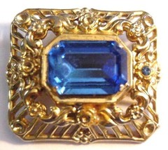 Vintage Signed Coro Gold Tone Blue Rhinestone Brooch - £18.52 GBP