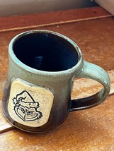 Brown &amp; Green Pottery w Grinch Head in Santa Hat Medallion Coffee Cup Mug – - $11.29