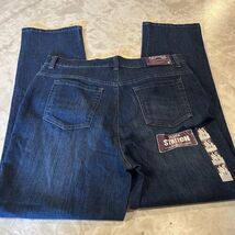 Gloria Vanderbilt Amanda Womens Size 14 Blue Denim Jeans - $10.35