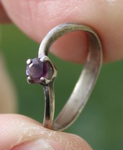 STERLING SILVER &amp; AMETHYST rwisted ladies ring band .925 size 6 ESTATE S... - £23.72 GBP