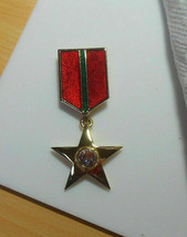 Red/Green Enamel Shield Star Award Brooch/Pin W/ Rhinestone - £17.90 GBP