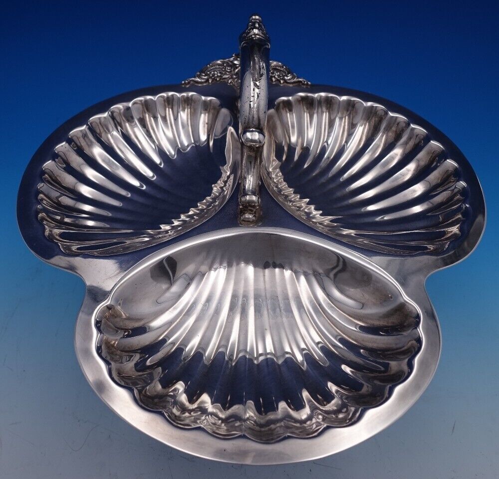 Grande Baroque by Wallace Silverplate Candy Dish 3-Shell 11 1/2" (#7827) - £73.78 GBP