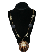 Hobe Signed Shell &amp; Polished Wood Gold Tone Chain Necklace - €56,86 EUR
