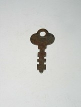 Key Vintage Flat Manufacturer Date Unknown - $203.18 MXN