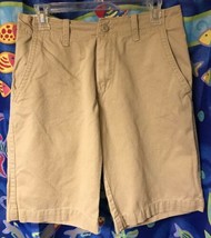 Old Navy Men&#39;s Sz 29 (29 1/2&quot;) Shorts Khaki Bermuda Flat Front - £8.34 GBP