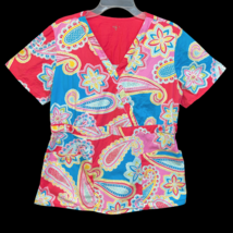 Med Couture Sz Medium Vibrant Coral Blue Paisley Floral Scrub Shirt Nurse Vet - £15.79 GBP