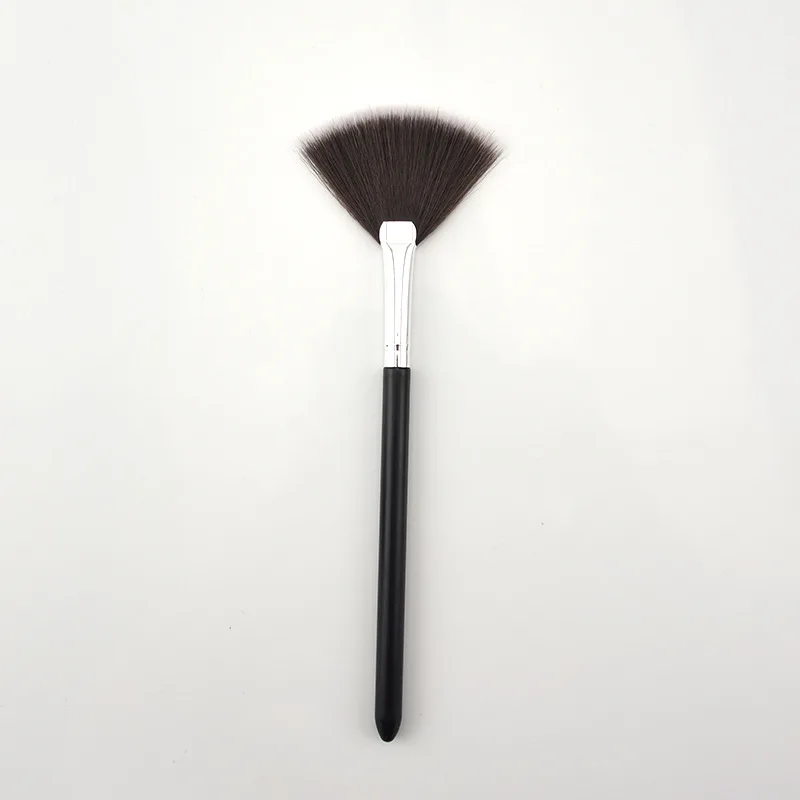 1Pcs Makeup Brushes Fan Brush Women Make Up Black Makeup Brushes Foundation conc - £14.21 GBP