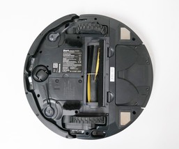 Shark IQ UR1100S1US Robot Vacuum Cleaner with Self-Empty Base image 7