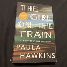 The Girl on the Train : A Novel by Paula Hawkins (2016, Trade Paperback) - £5.75 GBP