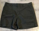 Eddie Bauer Legend Wash Slightly Curvy Straight Size 8 Green Chino Shorts - £21.55 GBP