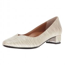 J.renee women&#39;s bambalina pump size 12 M - $65.34