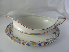 Vtg W.H Grindley Gravy Boat ENGLAND Very Pretty - £24.50 GBP