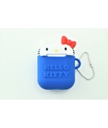 Hello Kitty Airpods Case with Chain - $546.51 MXN