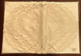 Vintage WC Imports 4 Beige Linen Embroidered Placemats &amp; 4 Linen Napkins... - $28.70