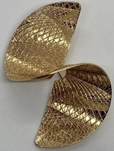Vintage Sarah Coventry Ribbon Twist Swirl Brooch Gold/GoldTone Textured ... - $6.84