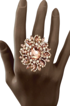 Vintage Inspired Oval Filigree Stretchable Peach Crystals Cocktail Ring - $17.58